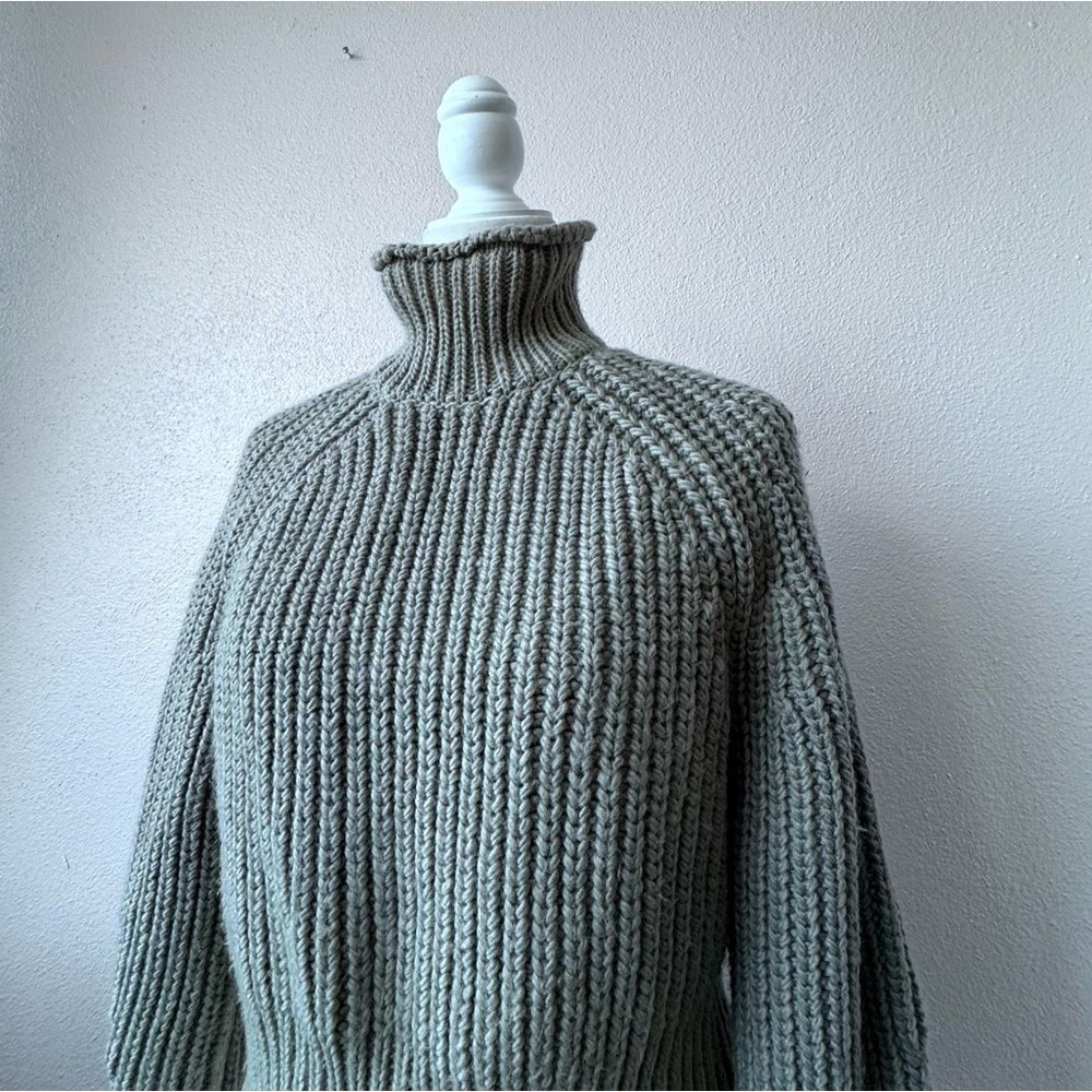 H&M Pullover Sweater Chunky Cropped Sage Green SZ S - Picture 4 of 12